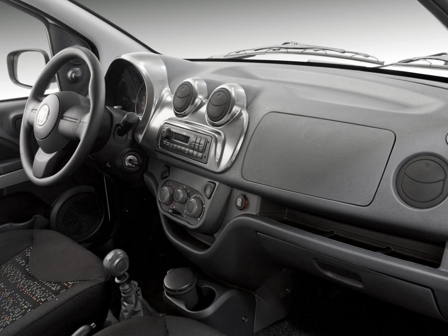  Fiat Uno Vivace 5-Door 2010 года  (фото 2 из 5)